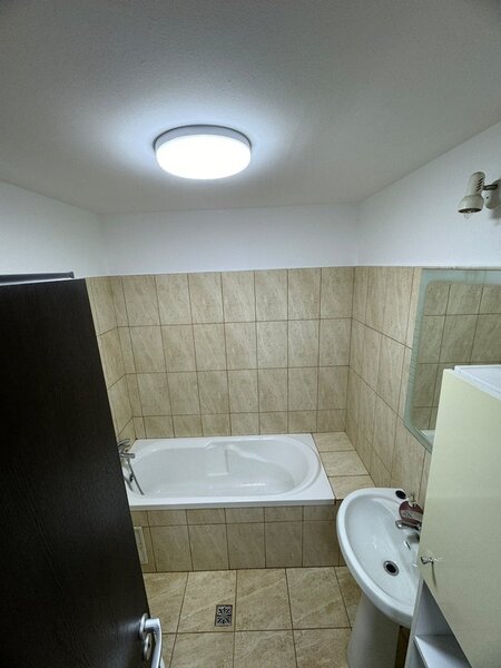 Parc Sebastian, apartament decomandat, 2 camere.